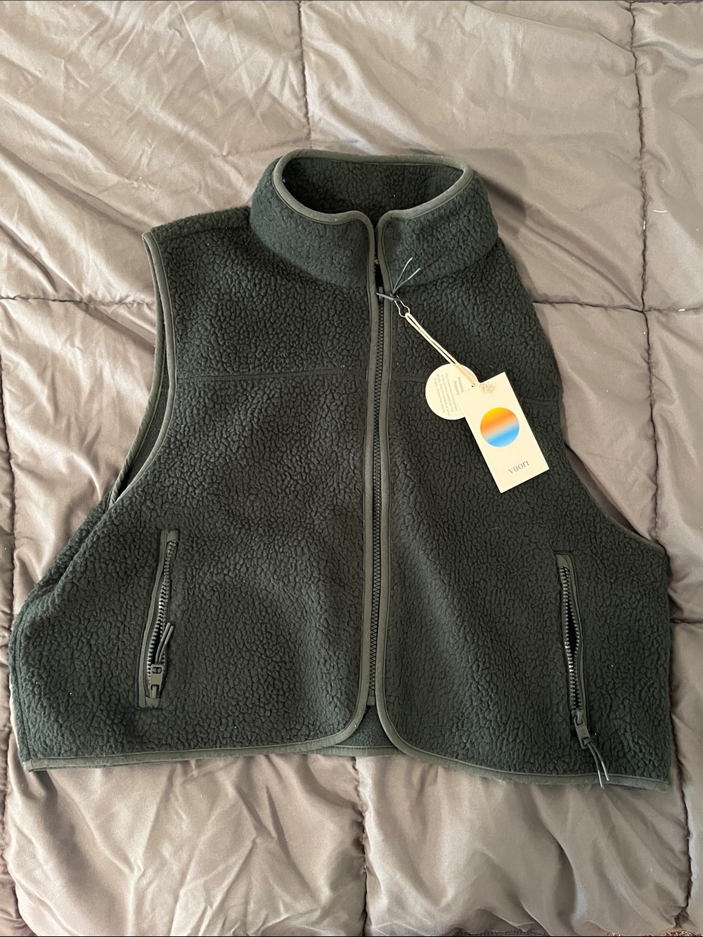 Vuori Women’s Green Sherpa Vest with Zipper Pockets